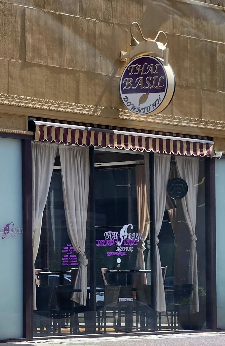 Thai Basil Signature Downtown Phoenix